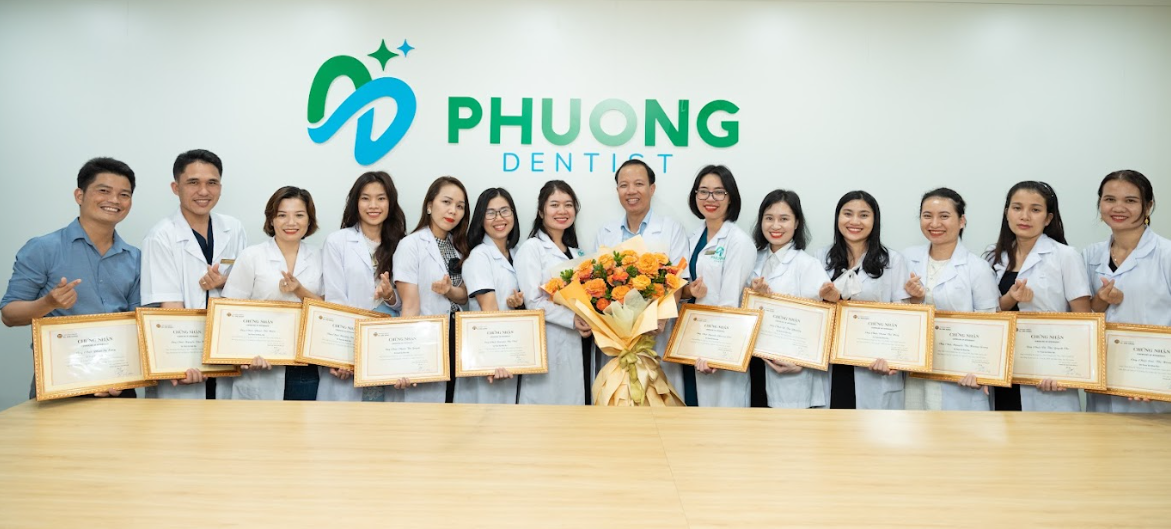 PHƯƠNG DENTIST -HÀNH TRÌNH KIẾN TẠO NỤ CƯỜI BẰNG CHUẨN MỰC Y KHOA VÀ CHỮ TÂM NGƯỜI BÁC SĨ